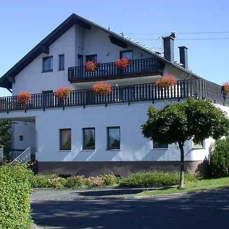 Steuer Hotell Allenbach